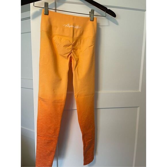 Alphalete Amplify Leggings -Day Tripper (S) - Picture 6 of 10